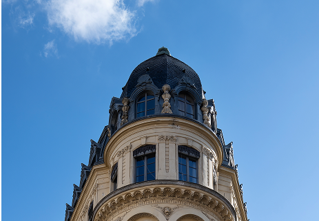 Façade d'un bâtiment de justice